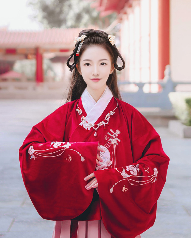 可以用自己穿汉服照片做头像吗,古装汉服头像