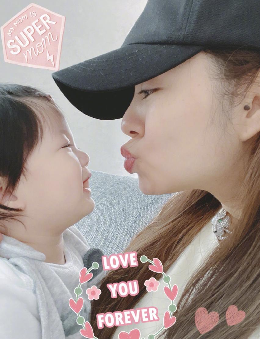 安以轩复工首晒照,安以轩复工照