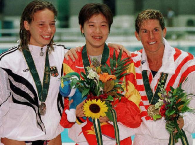 跳水女王郭晶晶和伏明霞漫画版,跳水皇后伏明霞和郭晶晶的区别