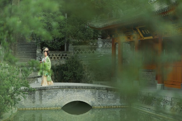 从《金缕衣》让迷失的你找到快乐之门