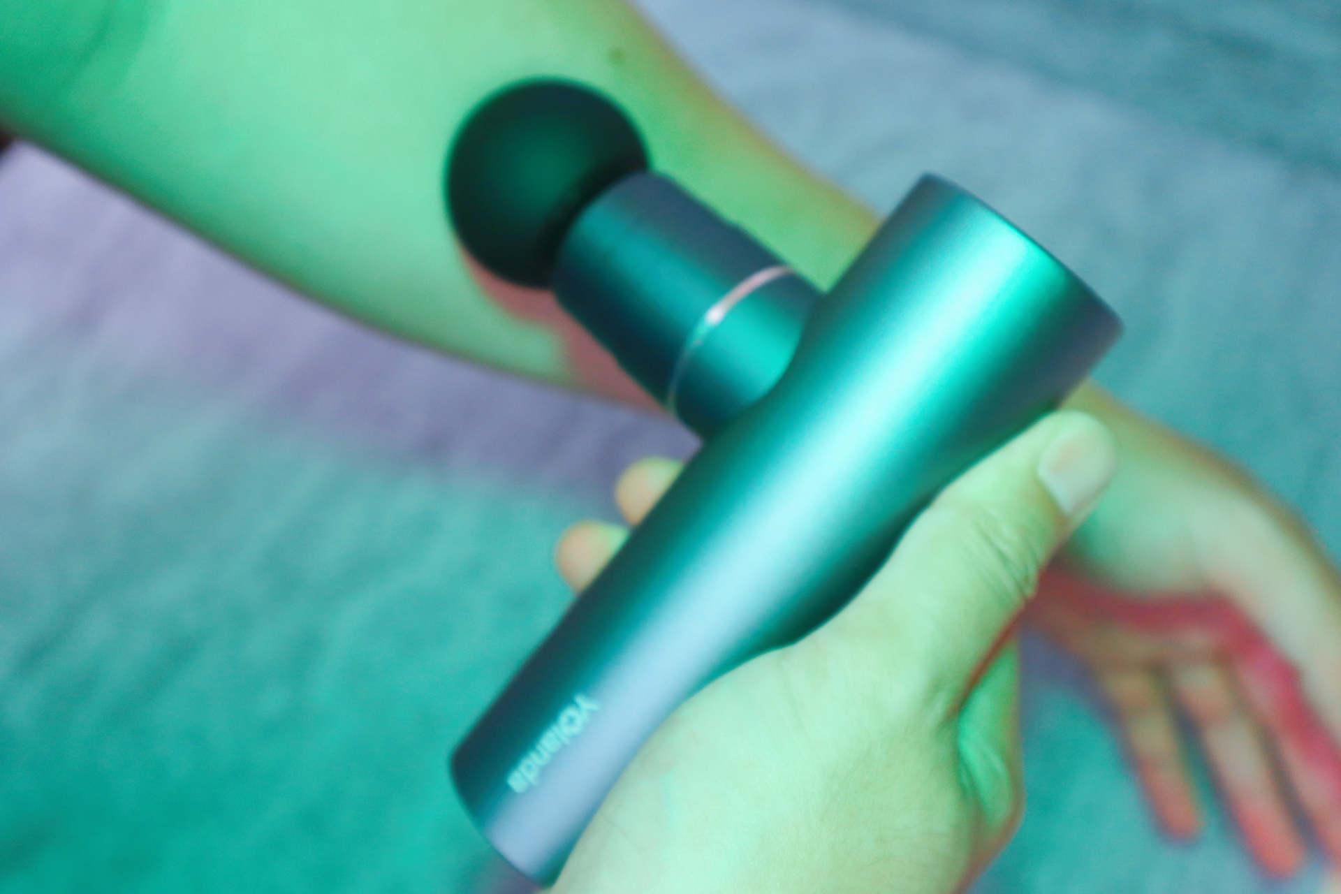 筋膜枪是智商税还是黑科技,云康宝yolanda金属筋膜枪智能变频