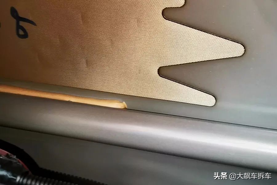 看见的光鲜亮丽,看不见的能省就省