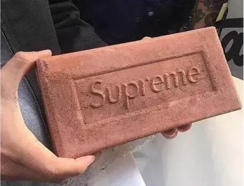 三星联名潮牌竟联上*手党黑**?所以说千万别掉进这个商标自带的大坑