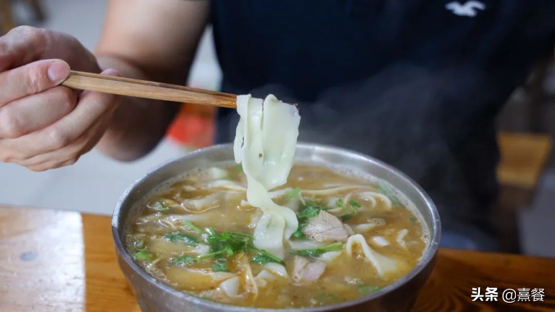 去开封吃kfc,正宗开封夜市