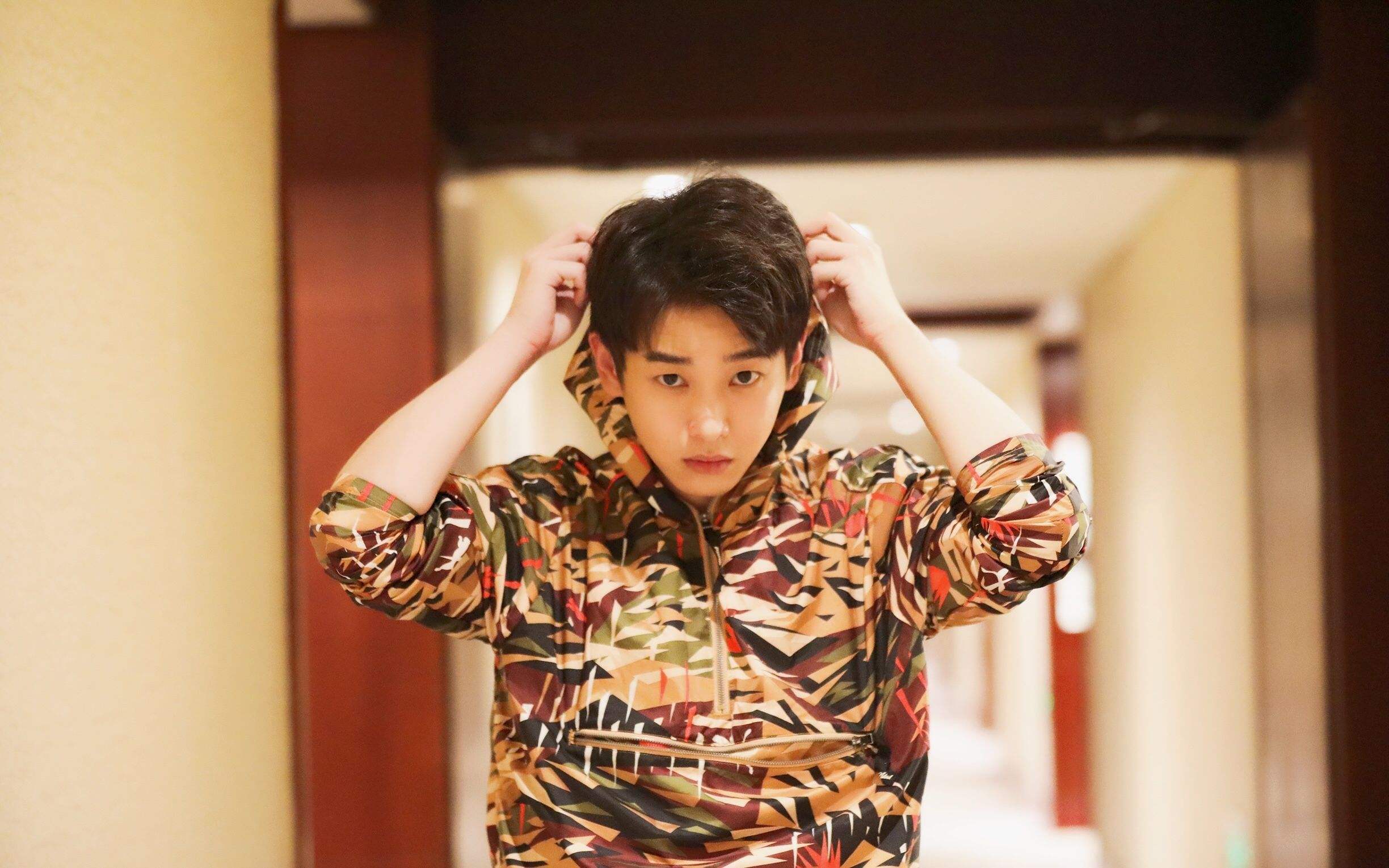 邓伦刘昊然易烊千玺新生代各省省草你喜欢哪一只？