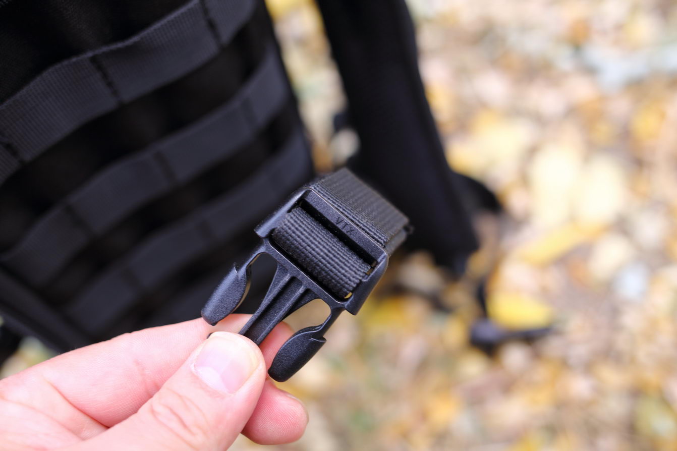 包行天下NITECOREBP25大容量双肩包