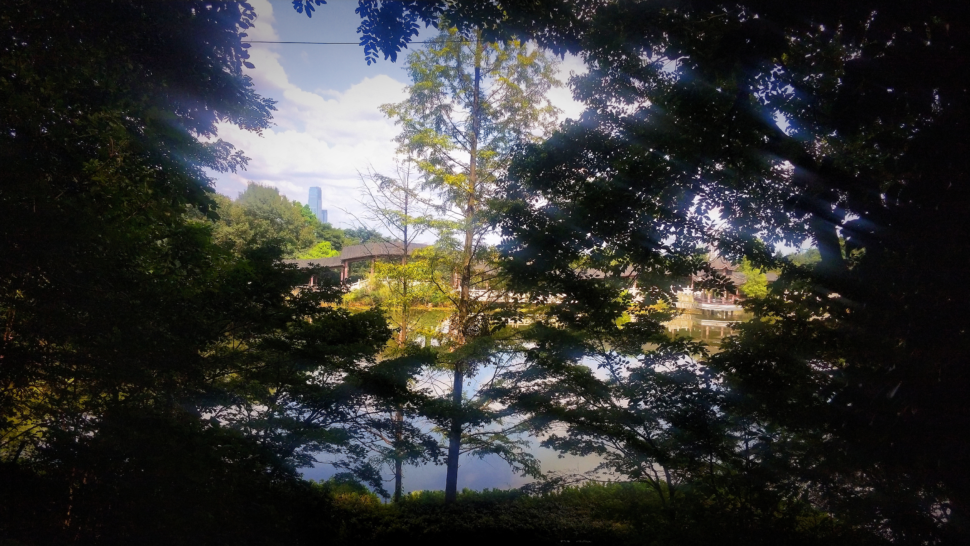 南岳72峰白云峰,南岳72峰之一聚湖峰