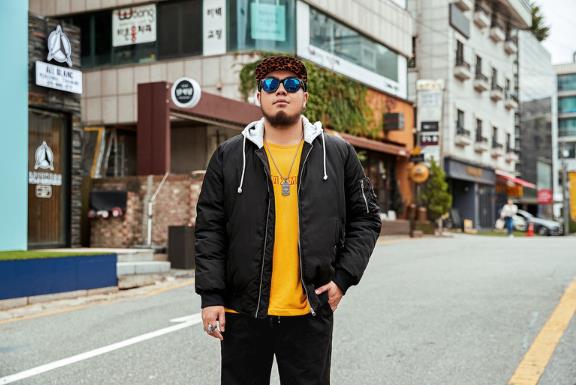 适合200斤男士的冬季羽绒服，防风又防寒，关键不臃肿还帅气