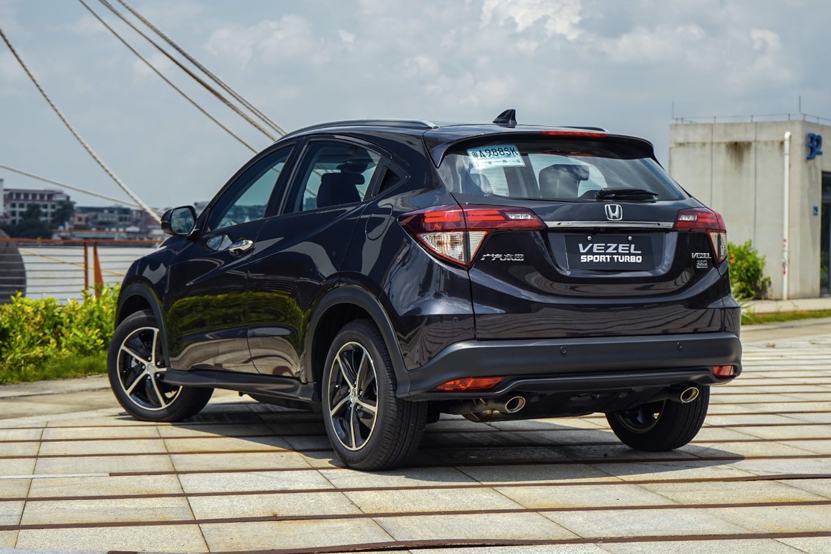 本田缤智羽翼大灯泡怎么更换,广汽本田缤智1.5t发动机型号