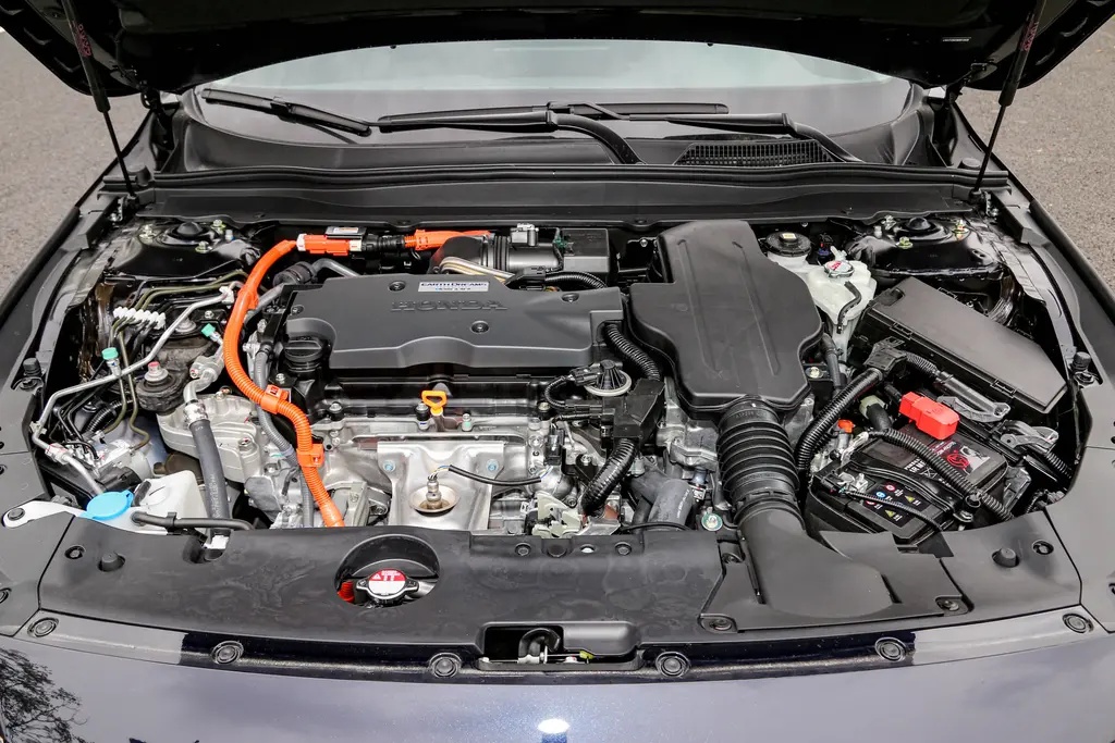 本田雅阁2.0l混动版发动机,销量反而下滑