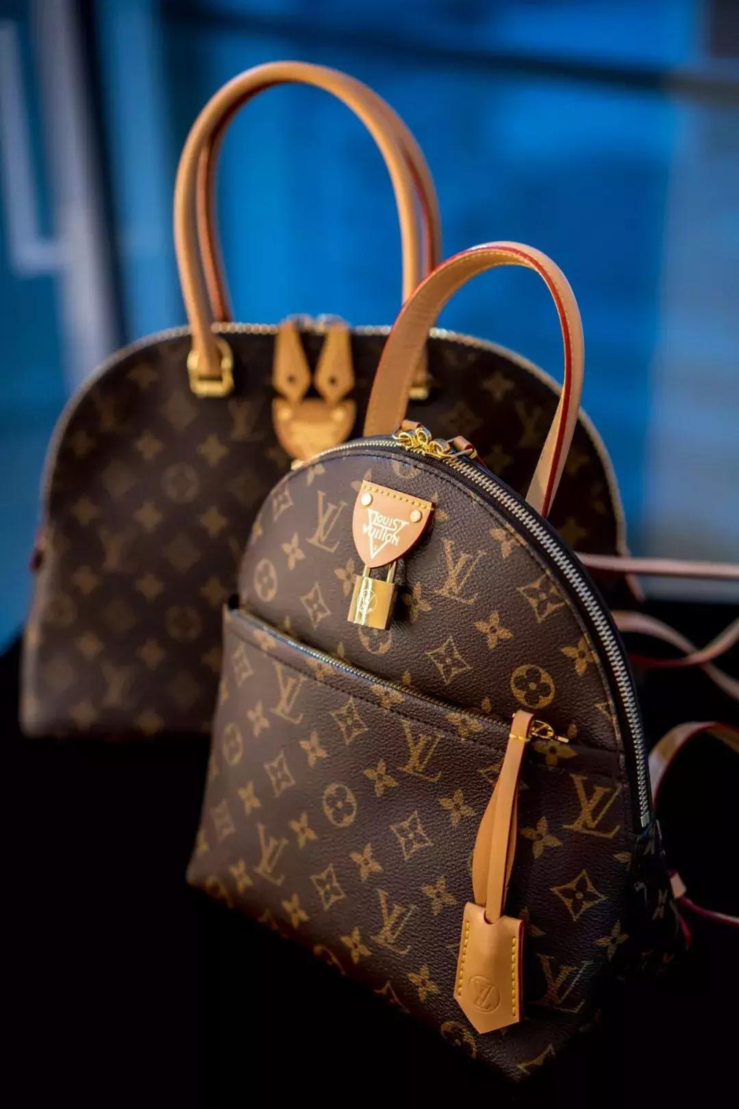 lv出了什么新款吗,lv蝙蝠侠衣服