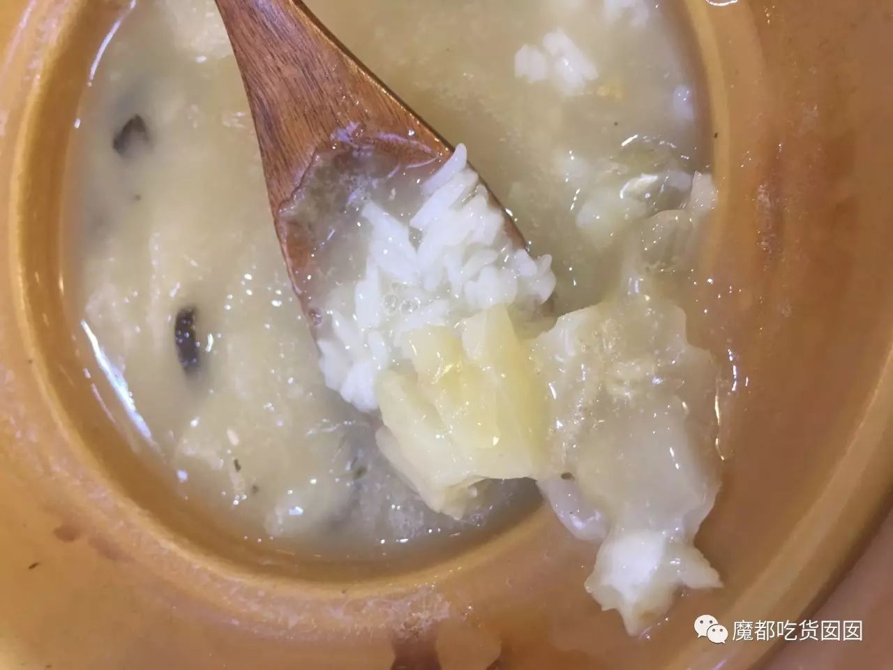 邂逅美味|「38元」一碗正宗料足鱼翅捞饭?--|低调的奢华