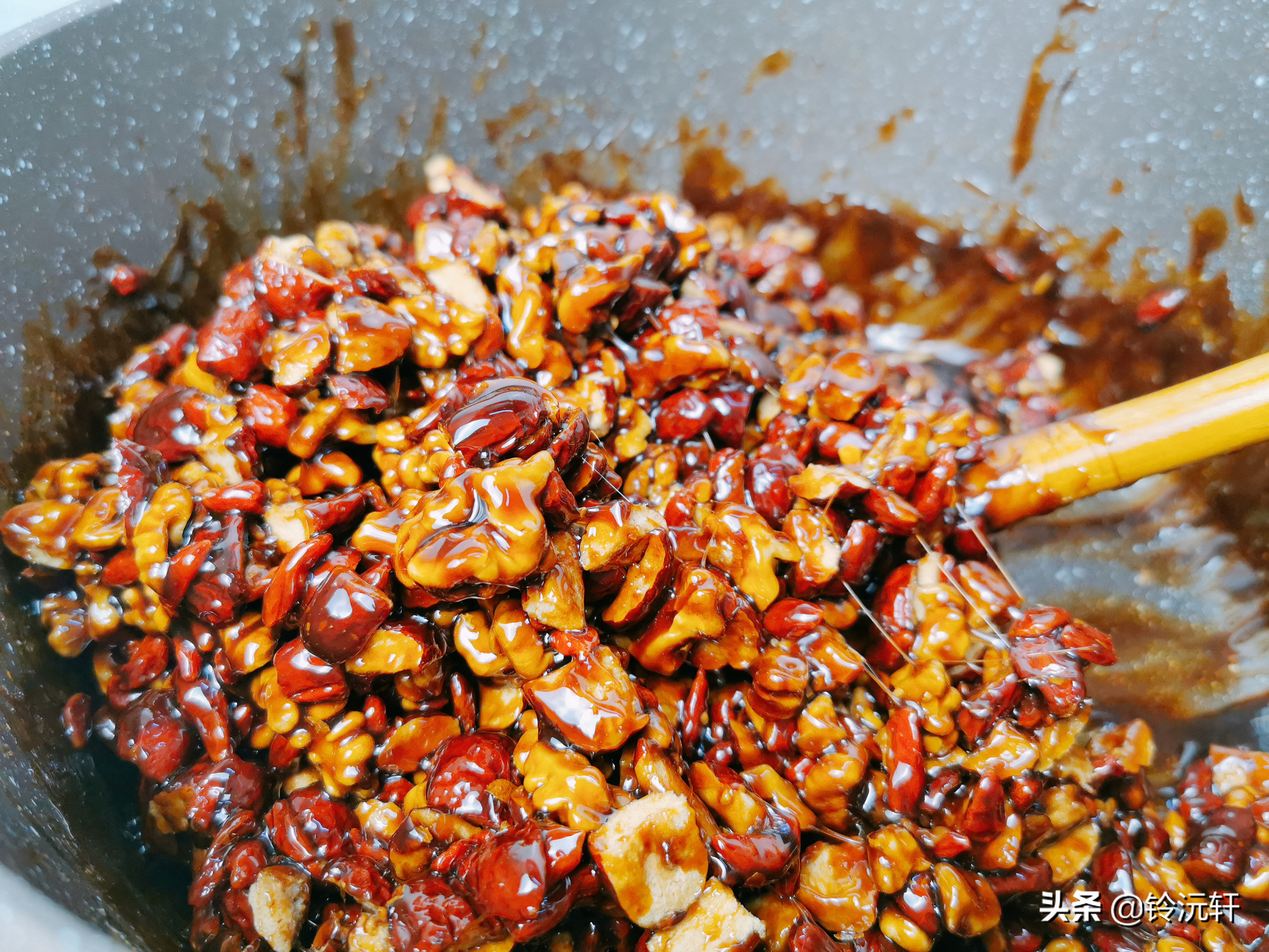 吃阿胶糕的禁忌注意事项,食用阿胶注意事项及禁忌