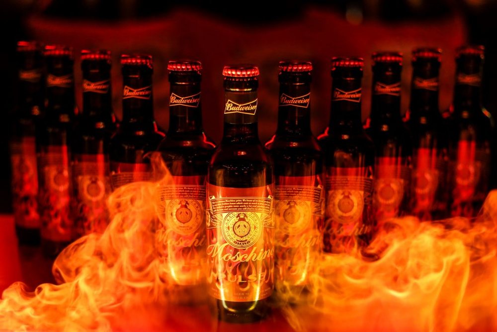 快消品联名,奢侈品牌跨界联名产品有哪些牌子