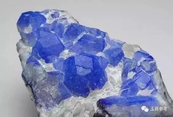 玉石的种类和鉴别图片,玉石的种类及鉴别方法