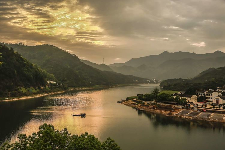 8月向日葵云海(徽州百工、黟县的朋友圈、瓷都景德镇)采风