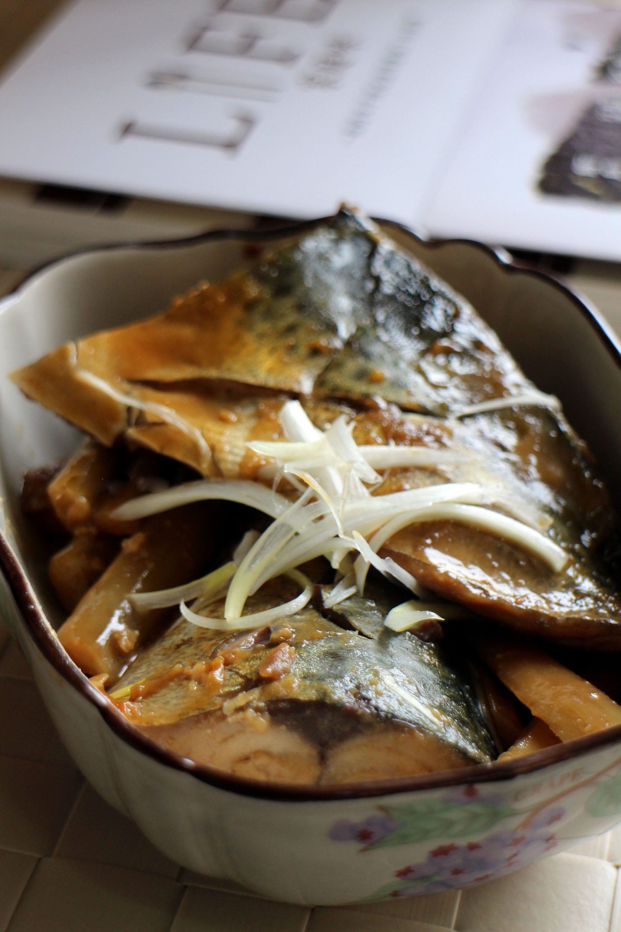 炖鱼时只需掌握这一技巧,热水炖鱼鱼汤不白