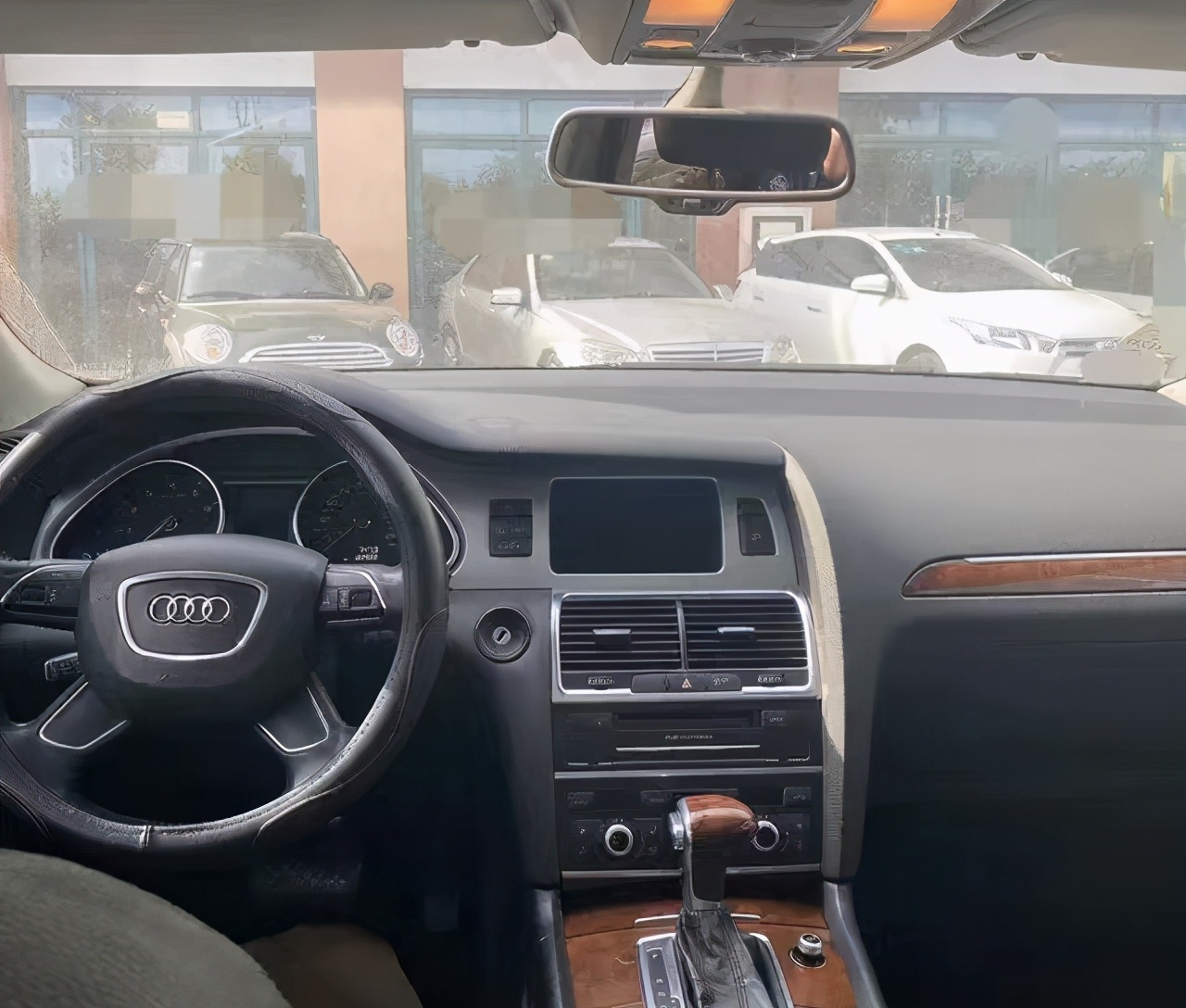 6年二手车一年折损多少,五万公里奥迪q7二手车值不值得买