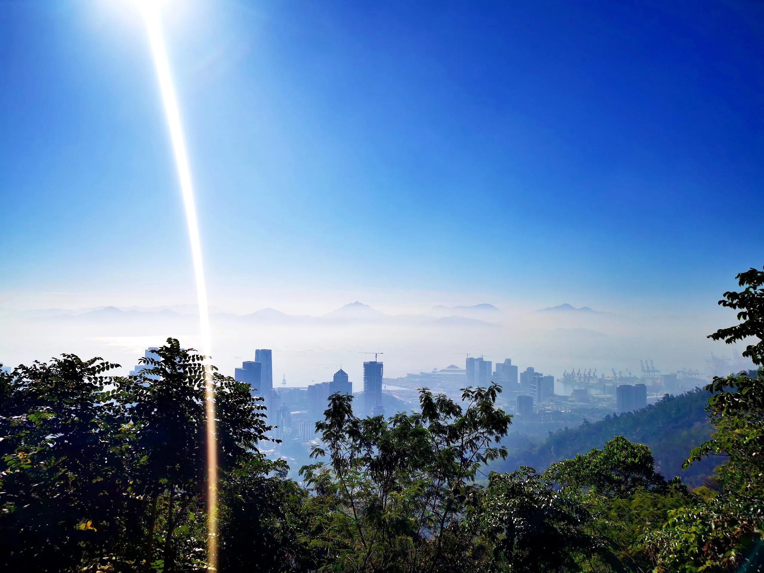 深圳公园山,远看深圳市南山公园