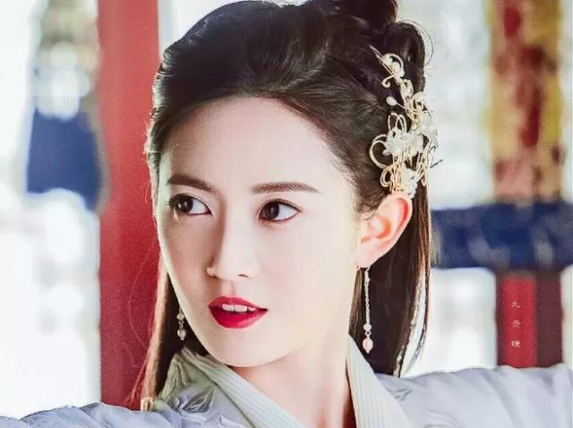 军嫂文，重回离婚前夕，她掐断兵哥哥朵朵桃花，俘虏他的心！