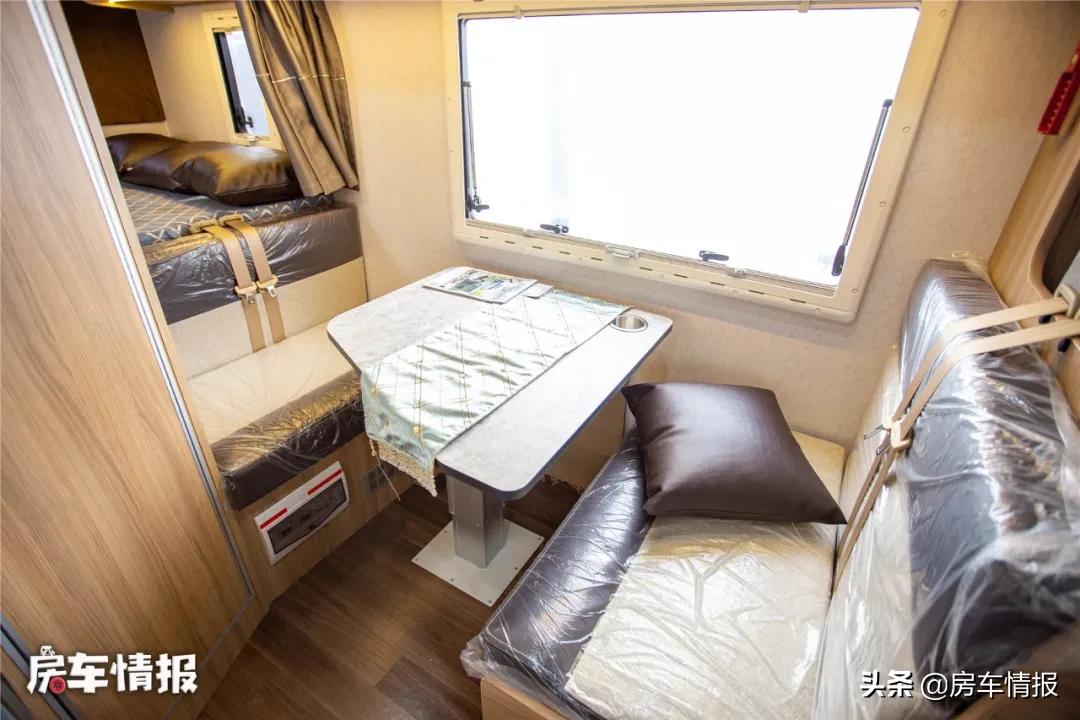 售价不足6万元国产房车,军车民用版房车