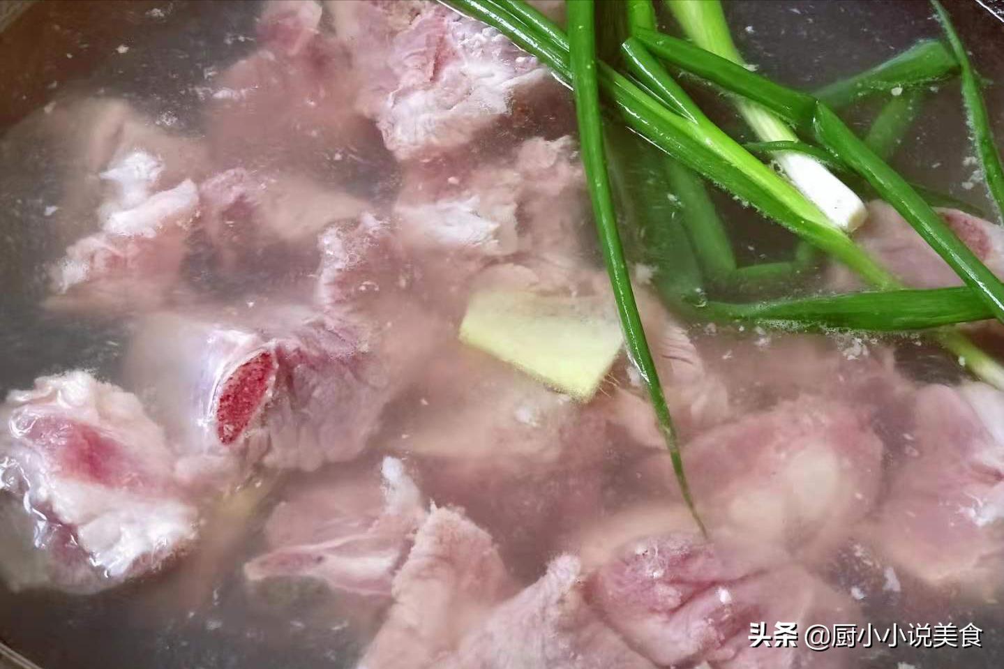 炖排骨用水果玉米还是糯玉米,炖排骨放什么材料炖出来最好吃