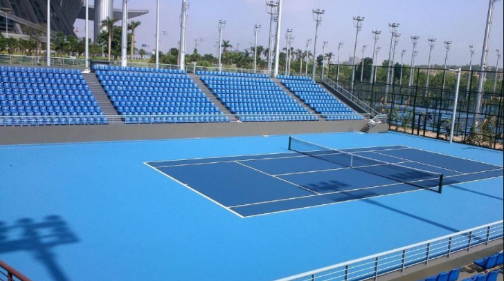 喷涂件脱层起泡原因,喷涂聚脲涂层室外使用寿命