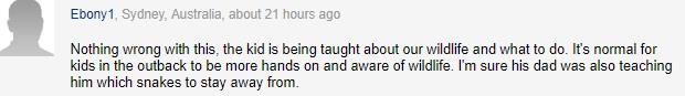 澳洲狂野早教：2岁娃单挑巨蟒，爸爸在一旁指点加油，这？