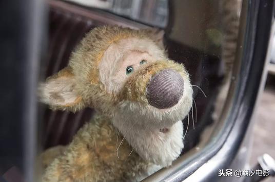 大朋友们，来我带你们看黑化的《小熊维尼》