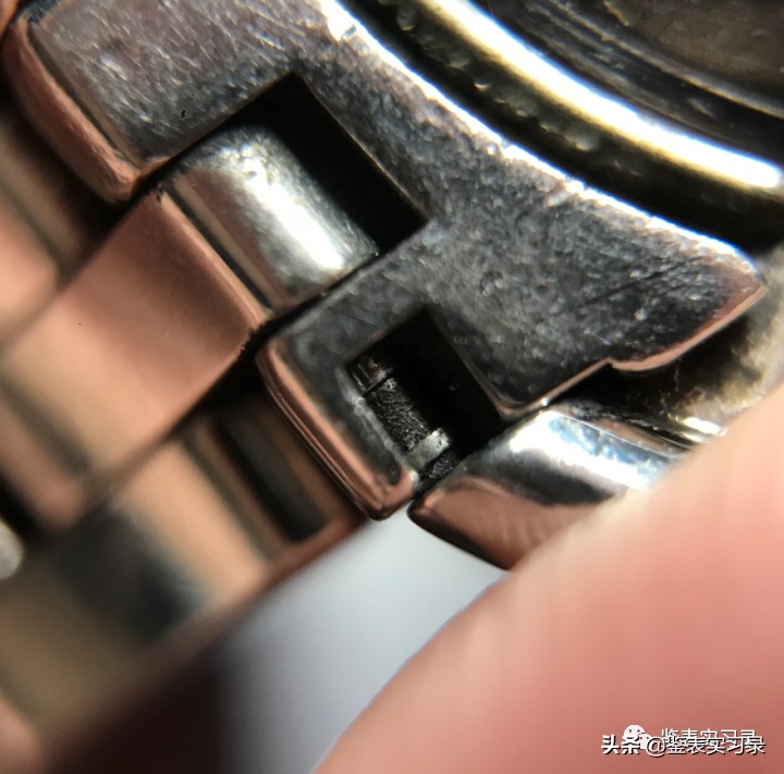 欧米茄碟飞蓝盘真假鉴别,欧米茄碟飞如何分辨真假