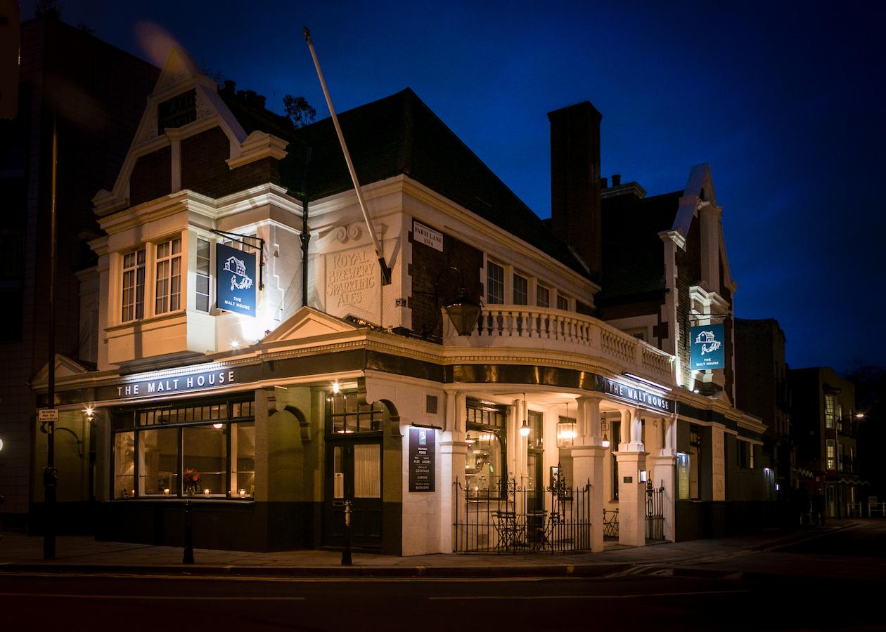 英国旅游住宿床位,英国旅游住哪个酒店比较好