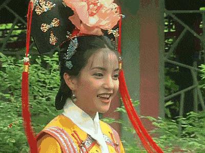 赵薇个人简短经历,赵薇不为人知的故事