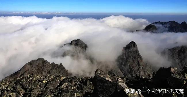 海螺沟温泉瑶池和贡嘎神汤哪家好,海螺沟天域瑶池温泉最新