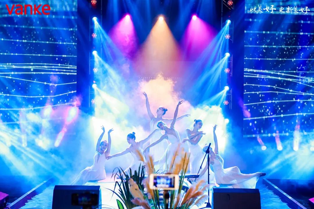 贵阳万科观山湖楼盘,贵阳万科观湖施工进度