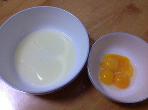 做蛋糕剩下的奶油怎样处理吃啊,做蛋糕用不完的奶油怎么办