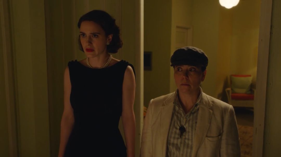 那个*点露**的女神,又带着黄段子回来了!