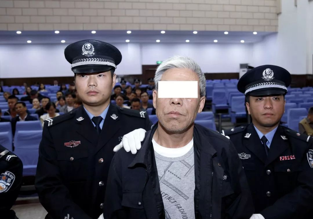 以杀全家、活埋相威胁，焦作黑老大“大头”栽了！