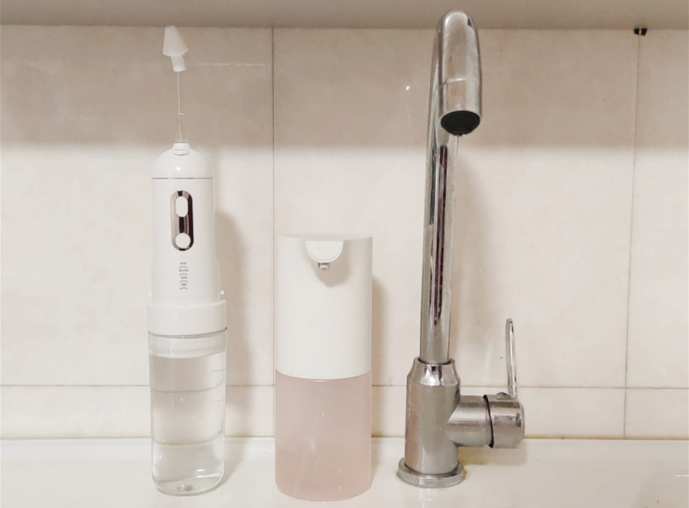 出差便携电动洗鼻器,洗鼻器成人旅行装