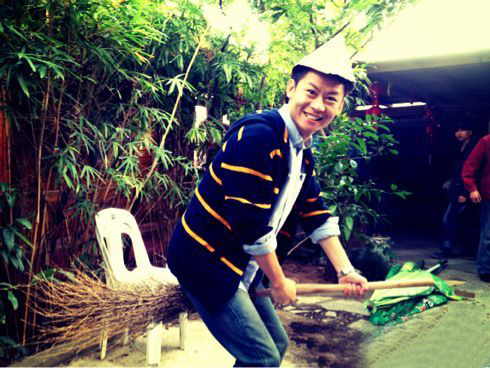 演员李健简历及妻子是谁,影视演员李健小时候的照片