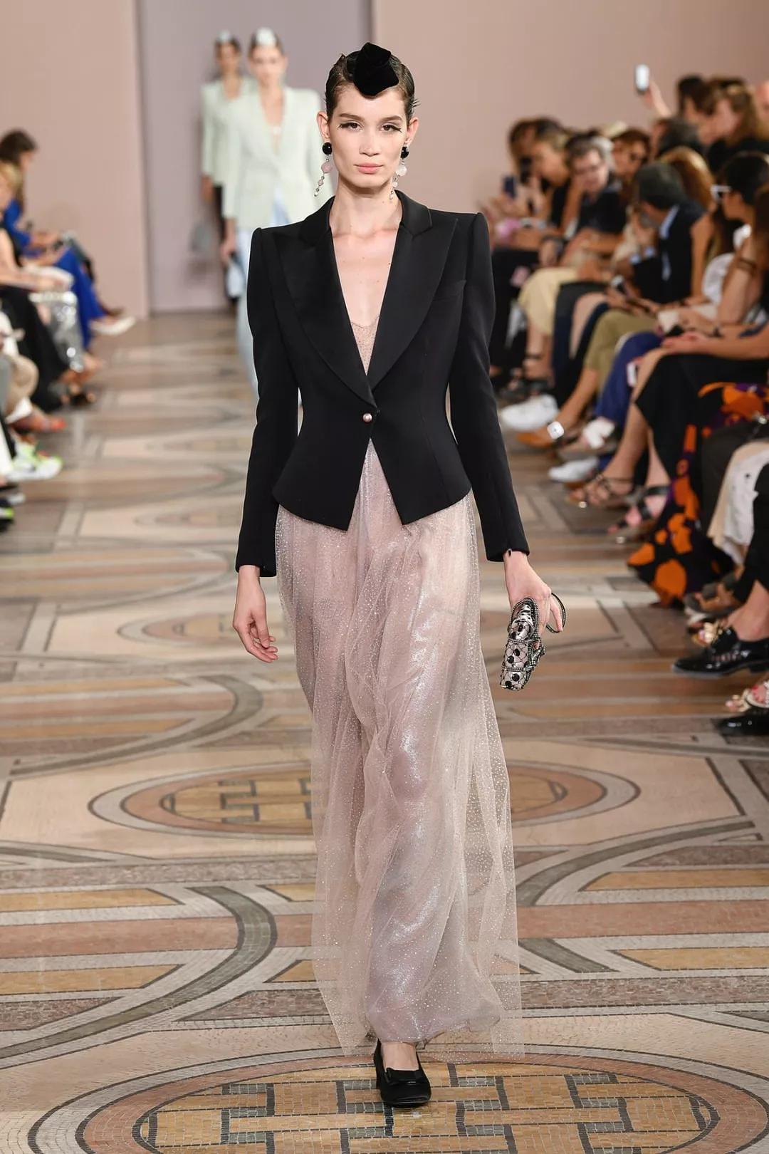 优雅不是炫耀,阿玛尼高定装