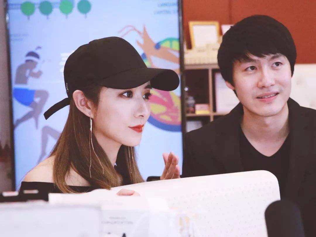 睫毛膏睫毛偏硬不卷翘,睫毛又短又塌下来用什么睫毛膏