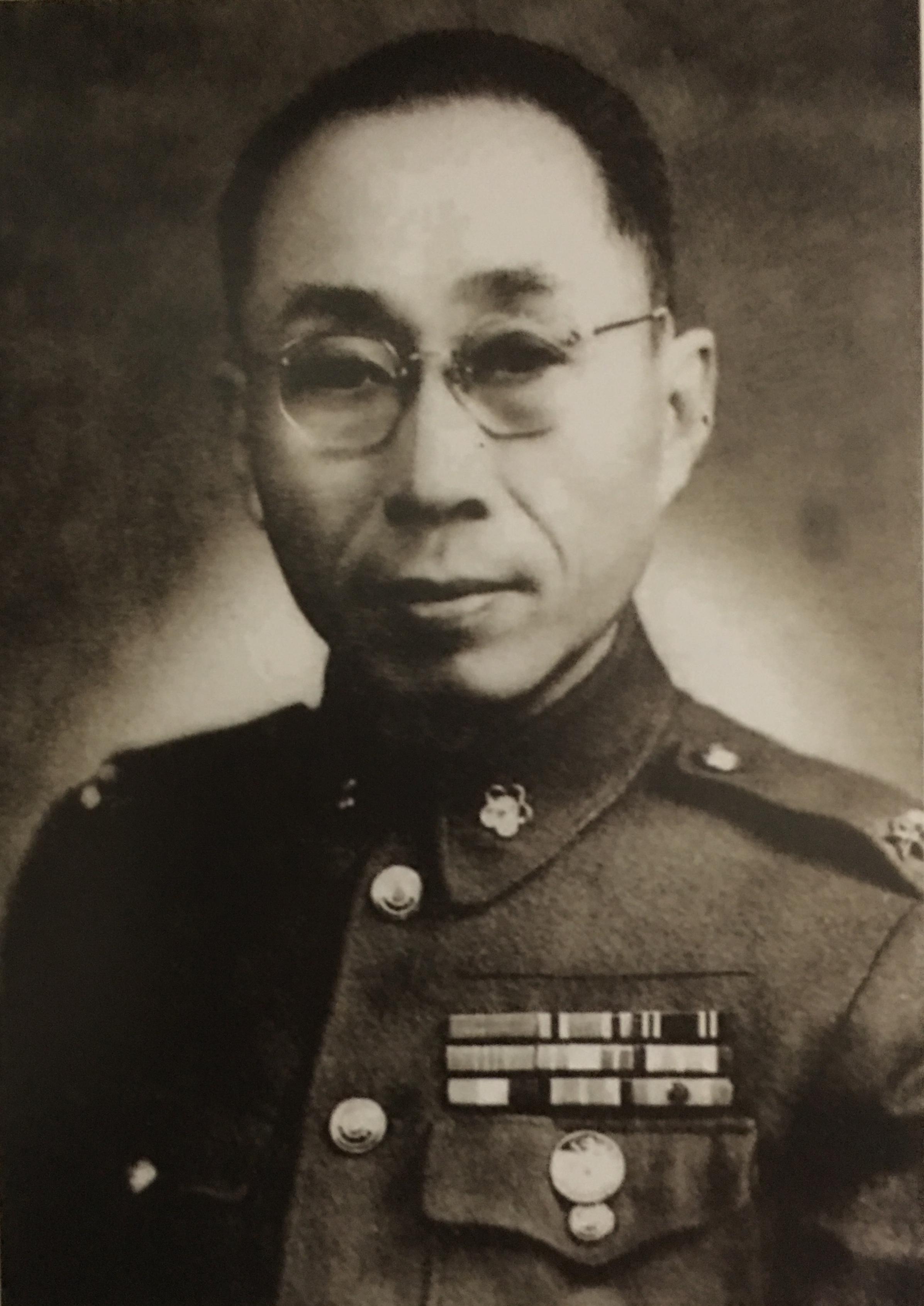 陈诚两次婚姻的是非曲直，是否可以撕去抛弃前妻的标签？