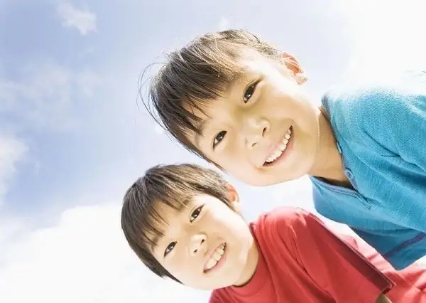 4岁孩子哭闹怎么办教你一招止哭,4岁小孩子哭闹该怎么安慰他