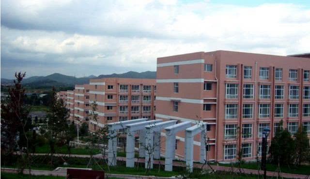 吉林市的一所优秀大学：常被误会成民办学校，实际上拥有4位院士