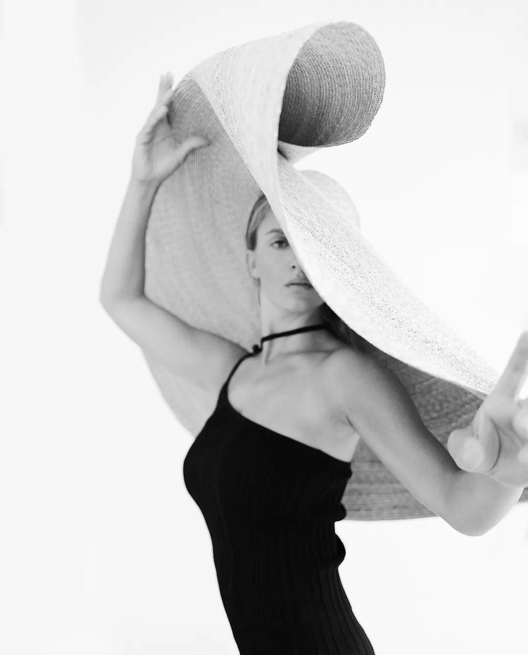 这是一个一看就爱上的法系新浪潮设计品牌|JACQUEMUS