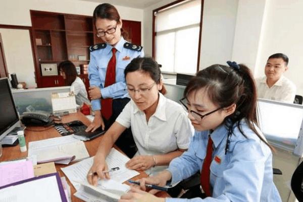 铁饭碗编制将要被取消？700万人或将受到影响，你是否也“中彩”