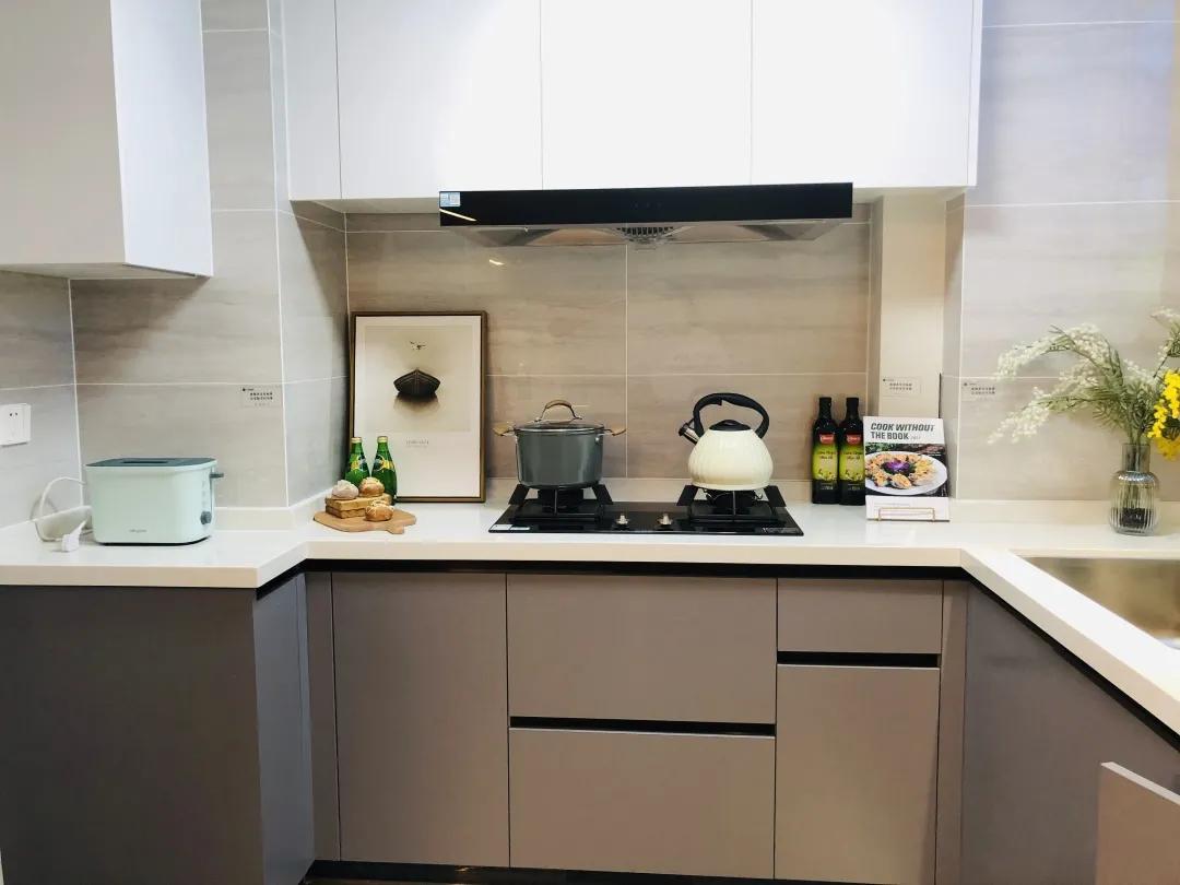 天街地铁3号线,地铁3号线龙湖天街周边房子