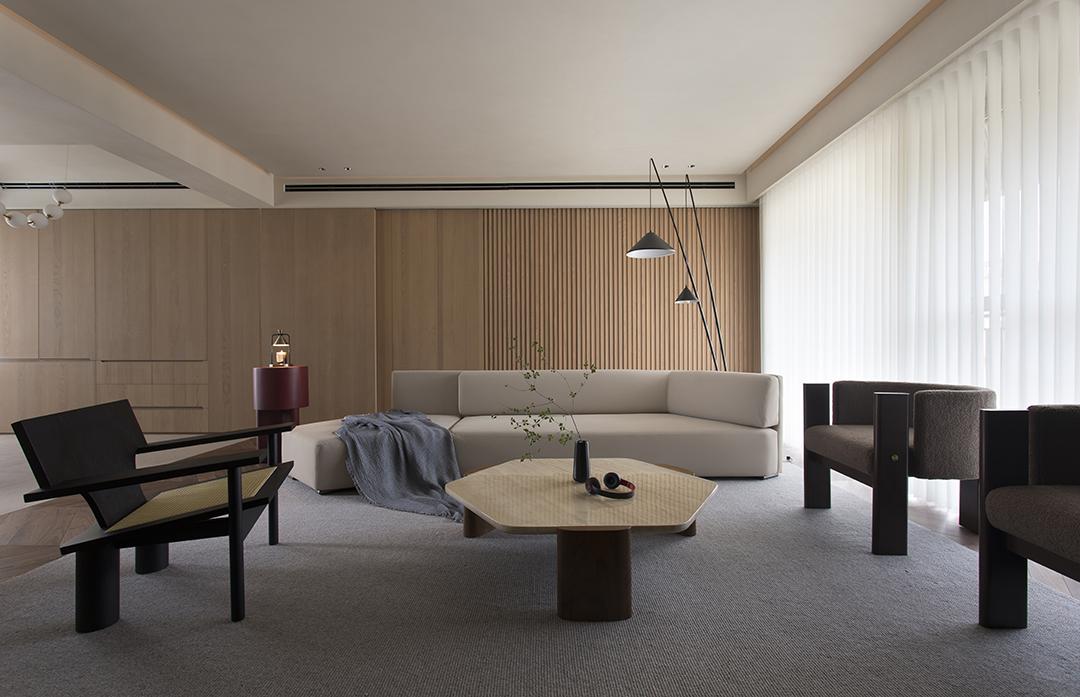 乳胶漆墙面污渍发霉开裂如何处理,墙面鼓包开裂怎么修复