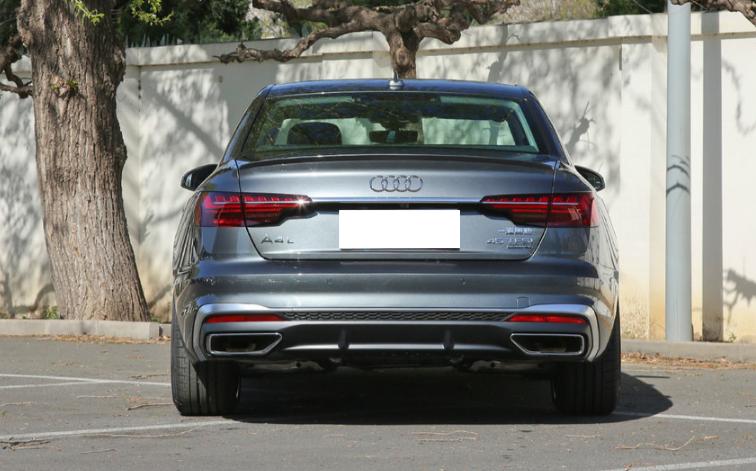 奥迪a4l未来两年价格走向,2018年奥迪a4l值得入手吗