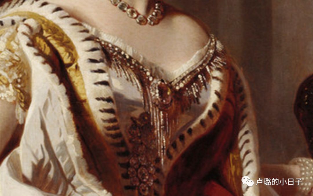 英国女王胸针高档轻奢,女王最贵胸针排行榜